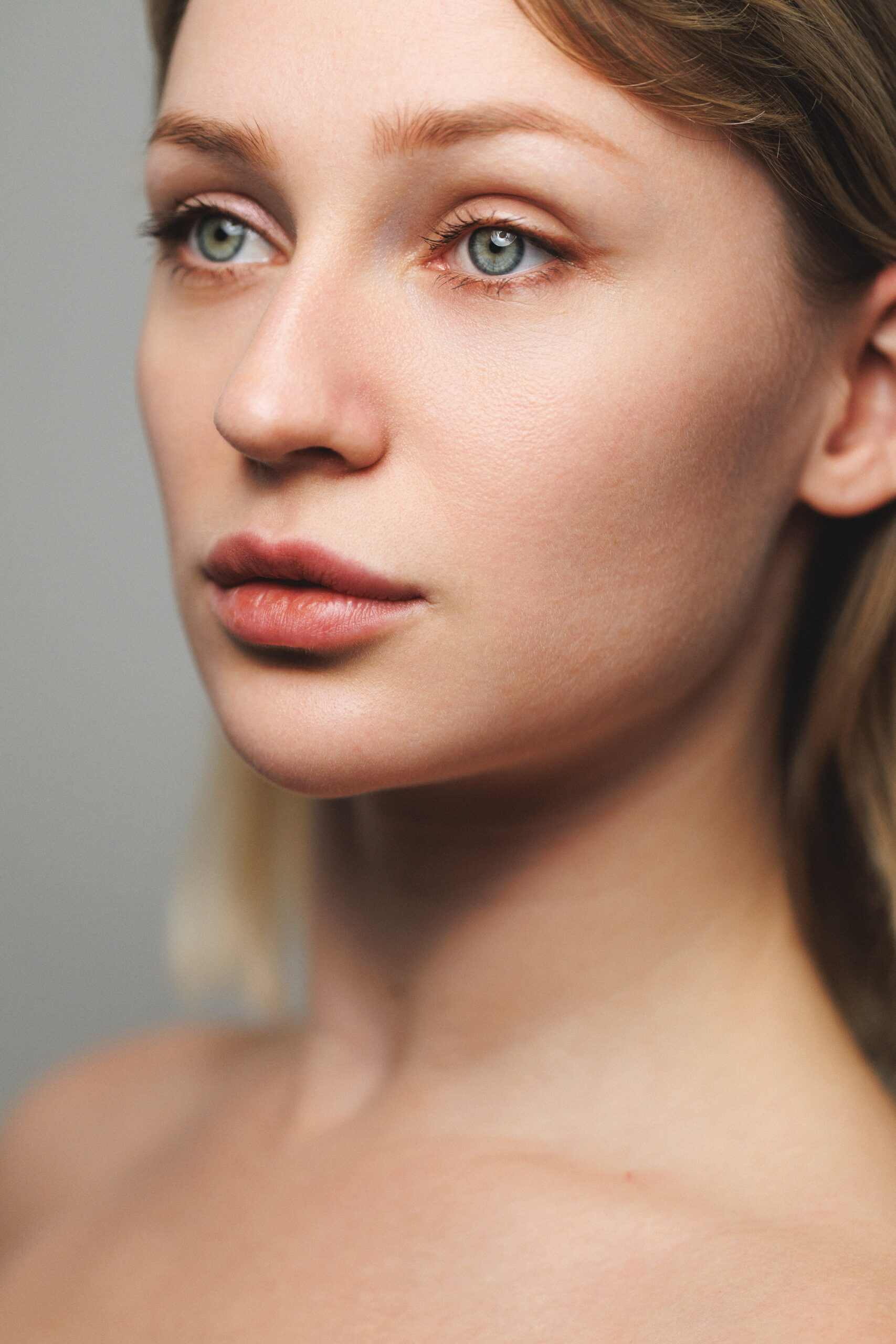 Dina: Moving Beyond the Frame